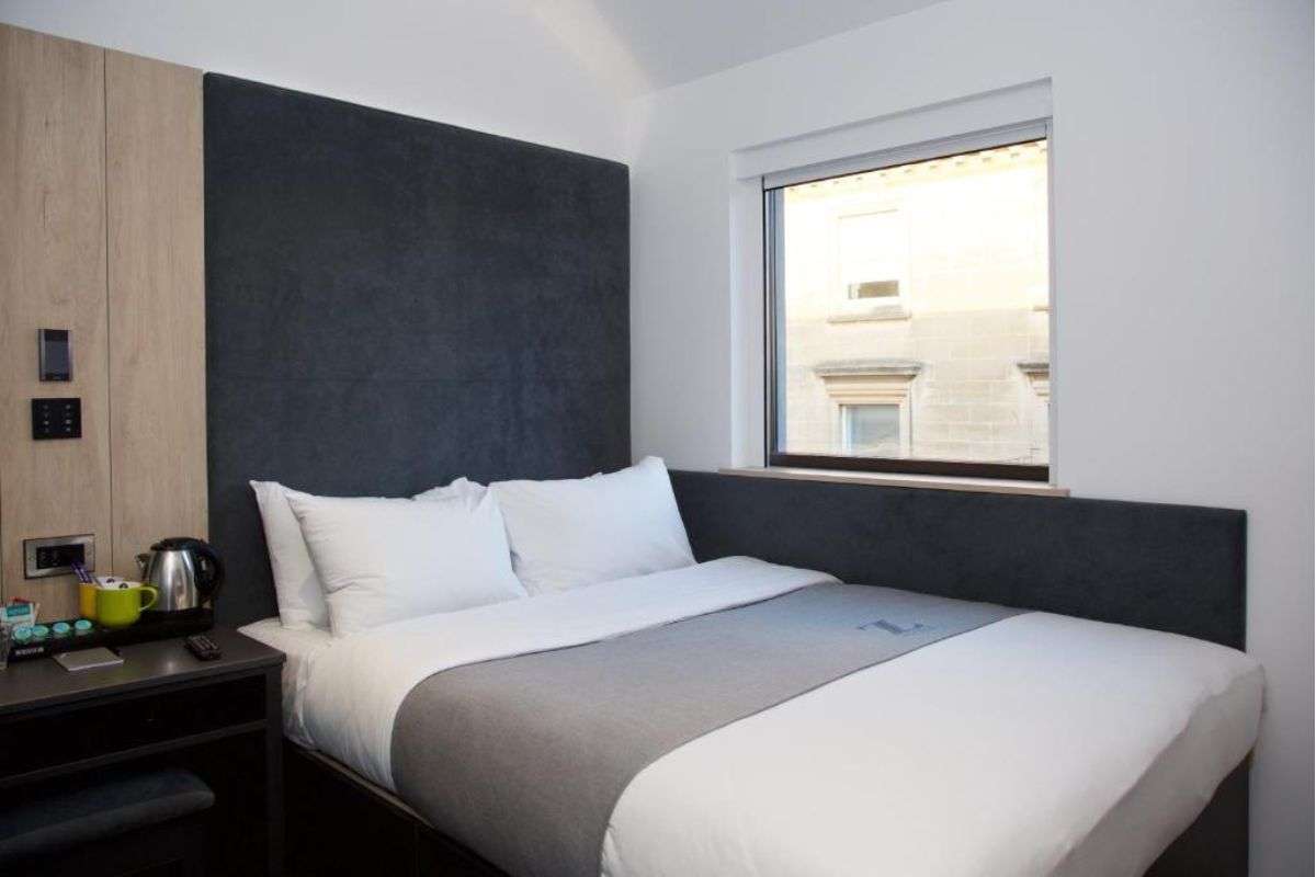 The view of the queen bedroom at the Z hotel in Bath